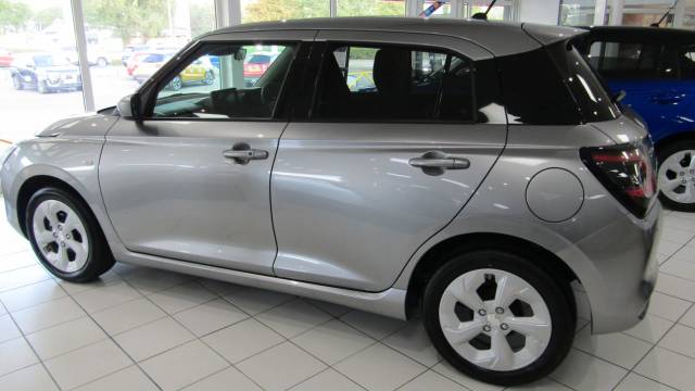2025 Suzuki Swift 1.2 Motion